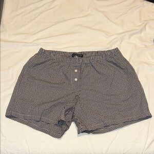 Brandy Melville NWOT KEIRA STRIPED SWEATSHORTS
